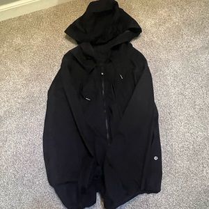 Lululemon size 6 windbreaker jacket